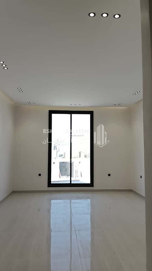 6 bedroom villa in Al Janadriyah 5