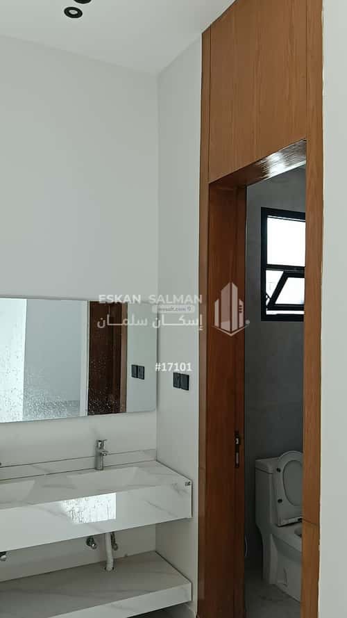 6 bedroom villa in Al Janadriyah 9