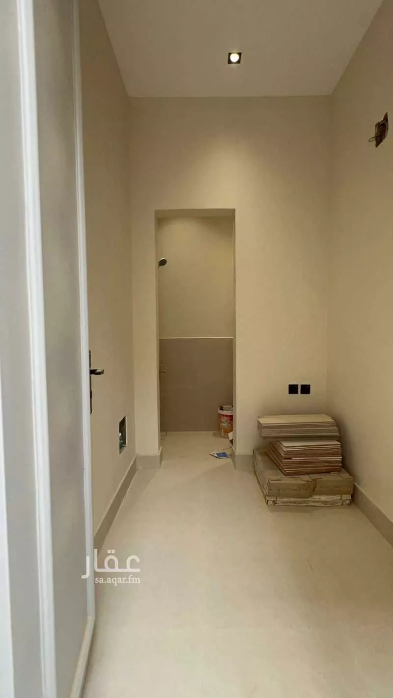 5 bedroom floor in Al Janadriyah 11