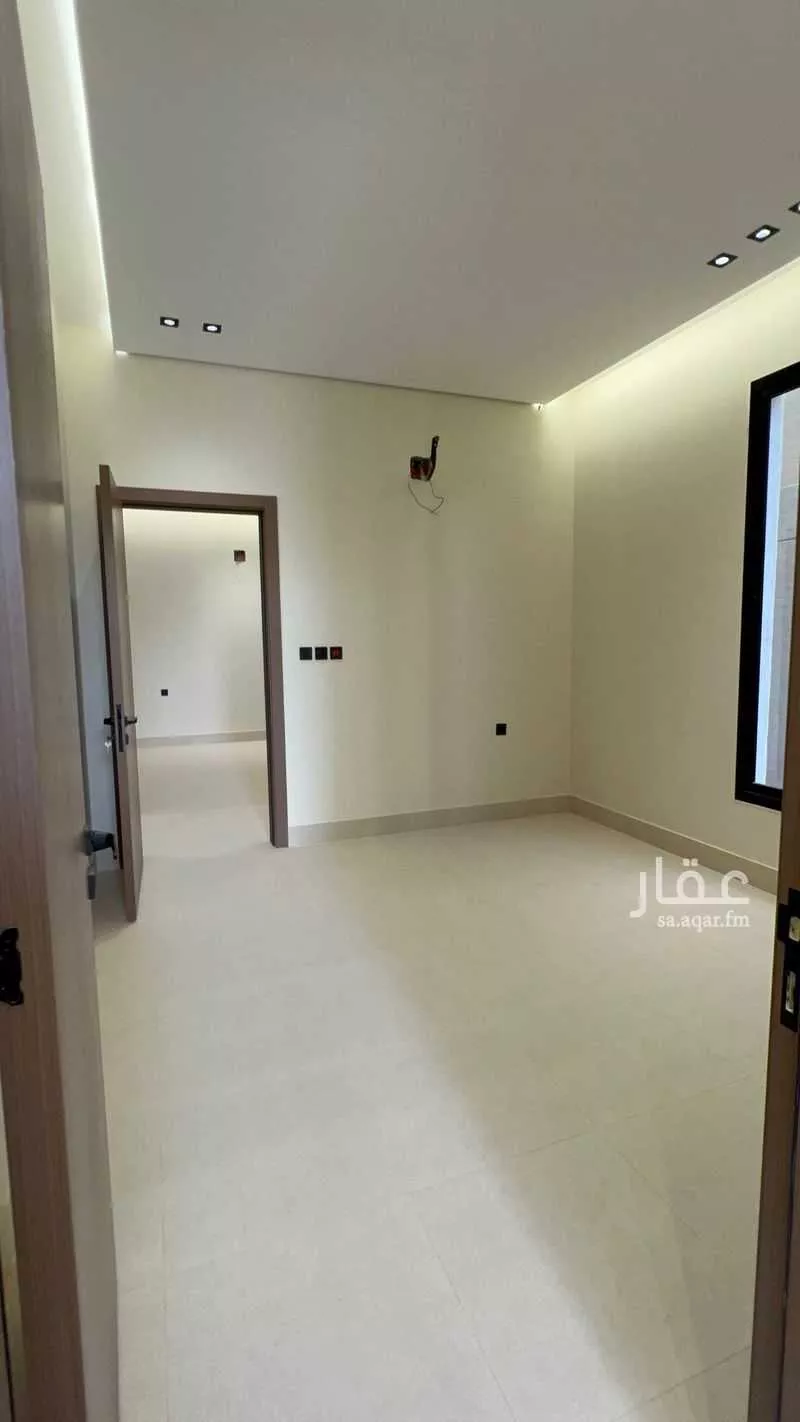 5 bedroom floor in Al Janadriyah 6