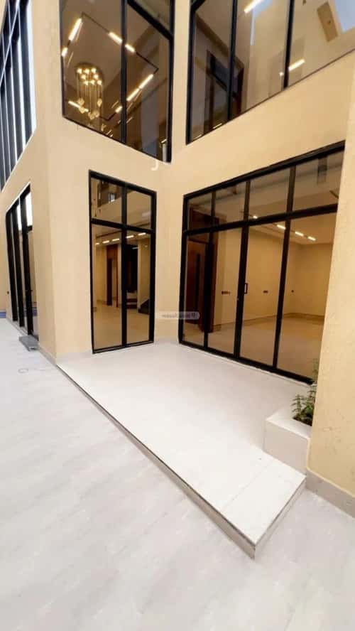 5 bedroom villa in Al Narjis 2