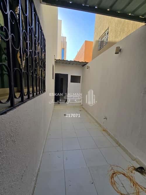 14 bedroom villa in Al Yasmin 2