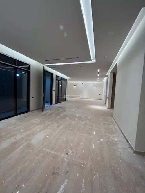 8 bedroom villa in Al Rimal 4