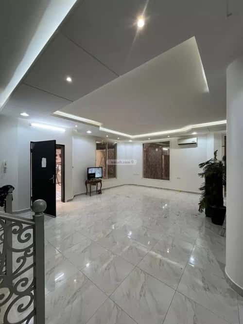 8 bedroom villa in Al Aridh 3