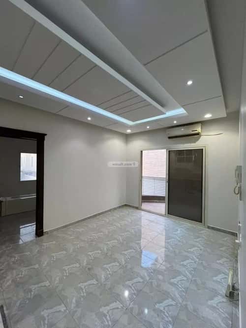 8 bedroom villa in Al Aridh 4