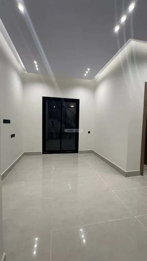 8 bedroom villa in Al Bayan 11