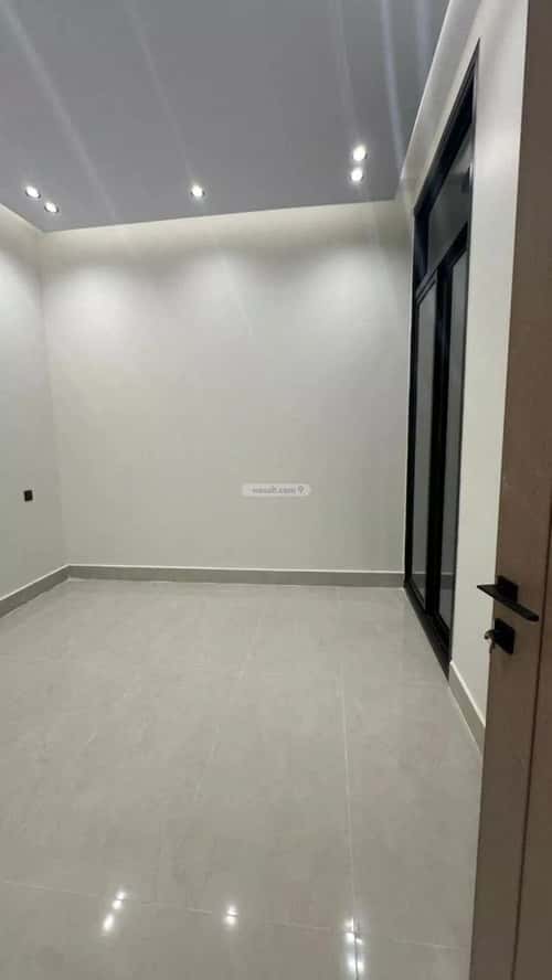 8 bedroom villa in Al Bayan 9