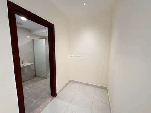 3 bedroom villa in Al Janadriyah 4