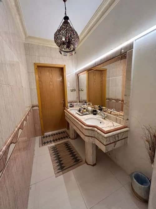 9 bedroom villa in An Nafal 3