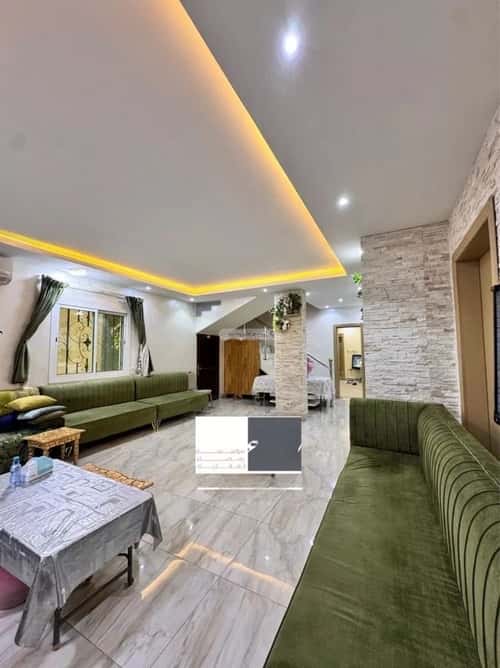 5 bedroom villa in Al Yasmin 2