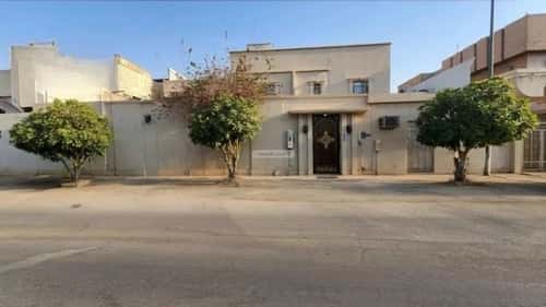 5 bedroom villa in Al Malaz 1