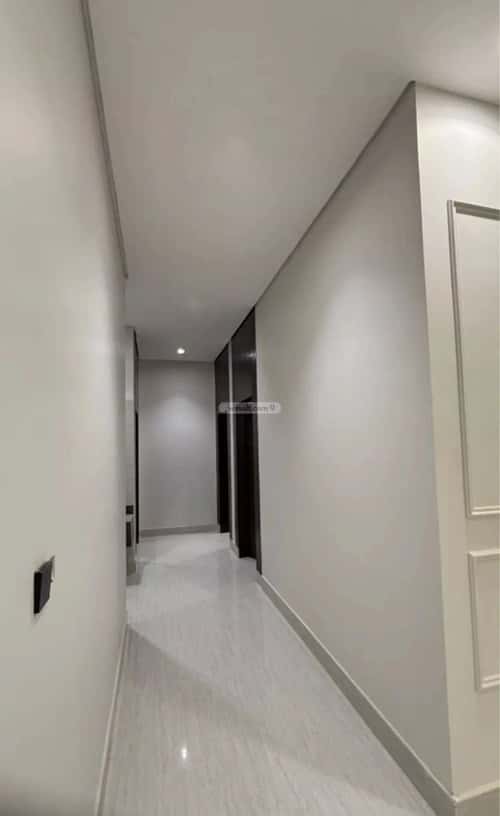 4 bedroom apartment in Al Janadriyah 8