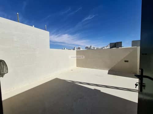 5 bedroom villa in Al Aridh 3