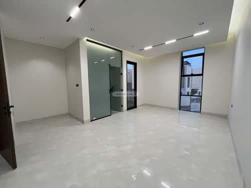 4 bedroom villa in Al Mahdiyyah 2