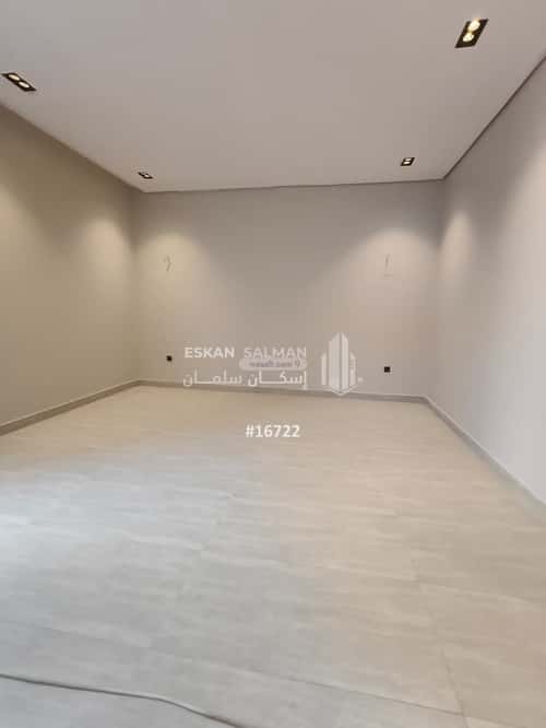 فيلا 8 غرف في الرمال 1