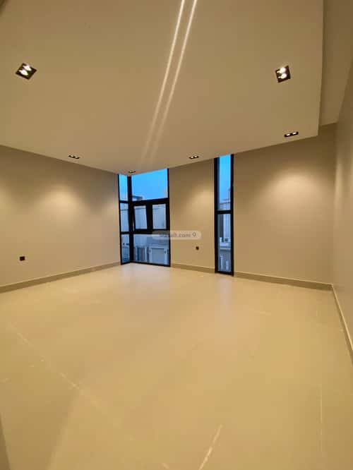 5 bedroom apartment in Qurtubah 9