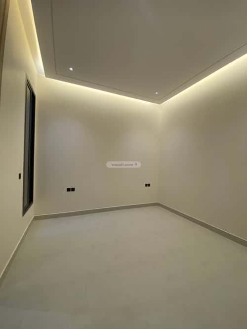 شقة 5 غرف في الرمال 1