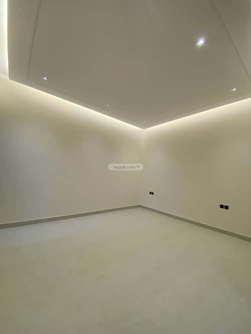 شقة 5 غرف في الرمال 2