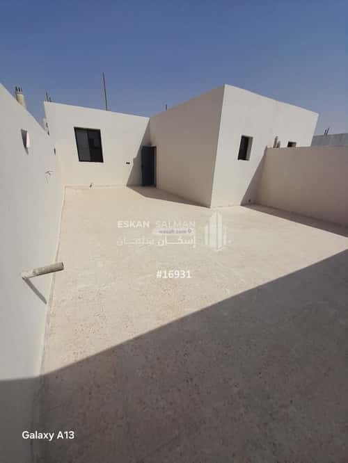 7 bedroom villa in Al Janadriyah 2