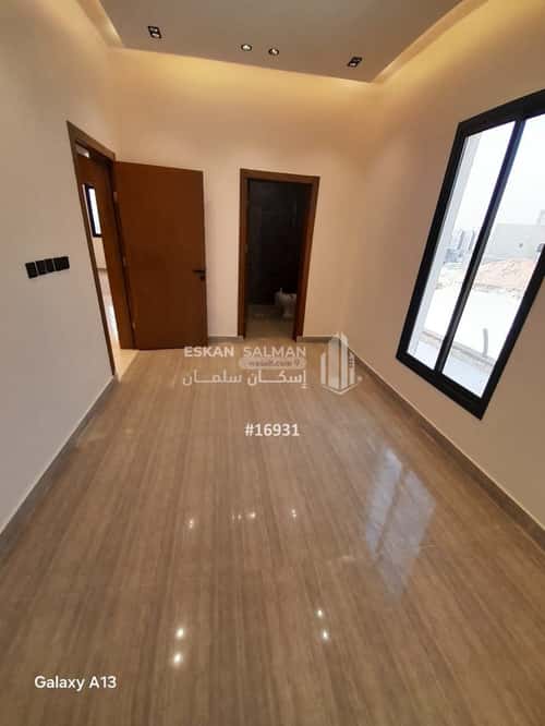 7 bedroom villa in Al Janadriyah 4