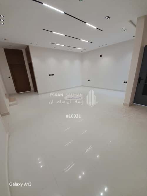 7 bedroom villa in Al Janadriyah 6