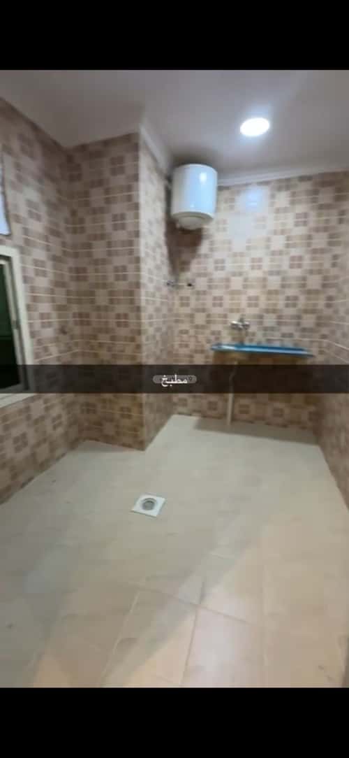 4 bedroom apartment in Al Hazm 4