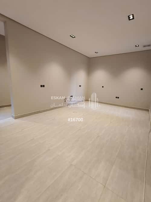 9 bedroom villa in Al Rimal 2