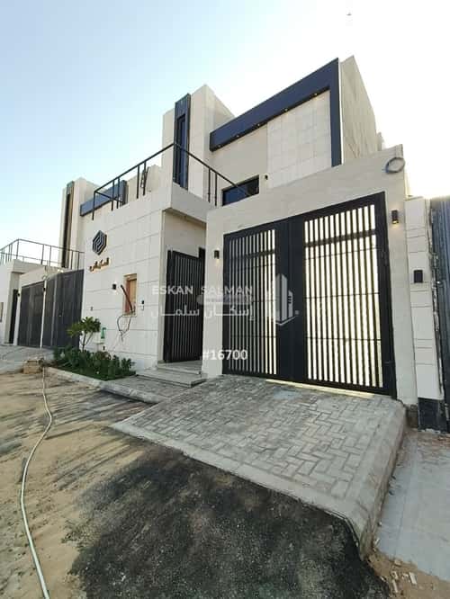 9 bedroom villa in Al Rimal 4