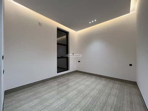 6 bedroom villa in Al Mahdiyyah 3