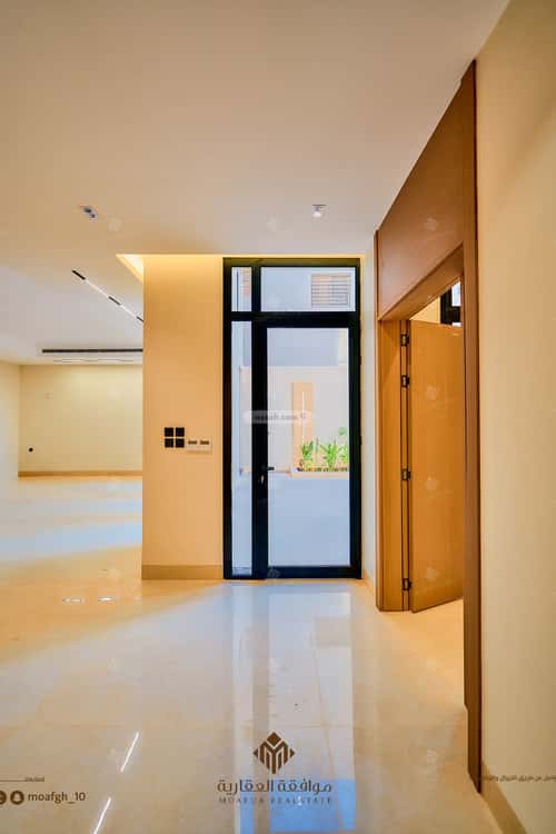 5 bedroom villa in Al Mahdiyyah 2