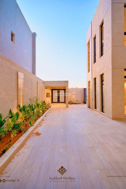 5 bedroom villa in Al Mahdiyyah 4