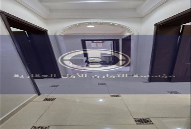 7 bedroom apartment in Al Marwa 3