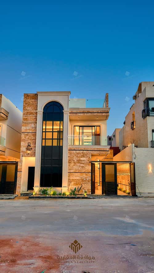 6 bedroom villa in Al Mahdiyyah 2