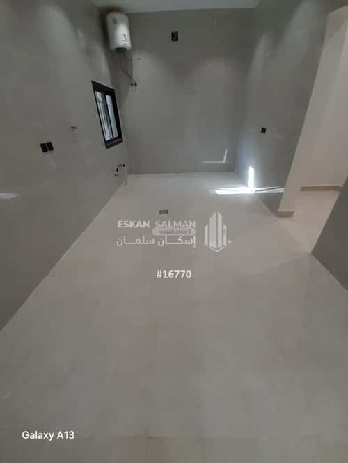13 bedroom villa in Al Janadriyah 4