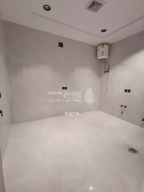 5 bedroom apartment in Al Rimal 13