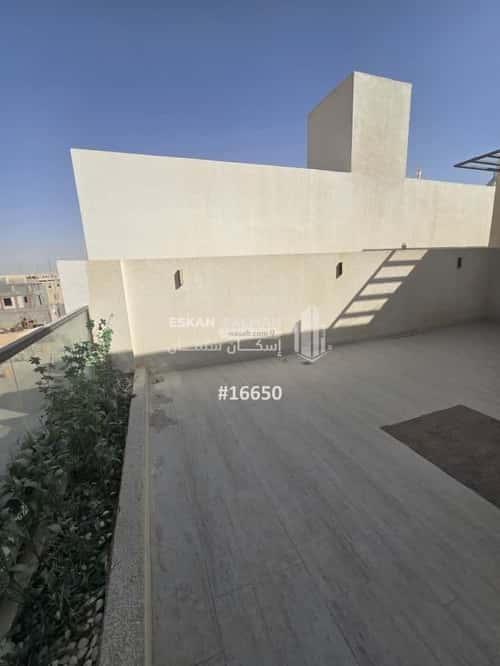 دور 5 غرف في المرجان 6