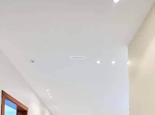 6 bedroom villa in Al Mahdiyyah 3
