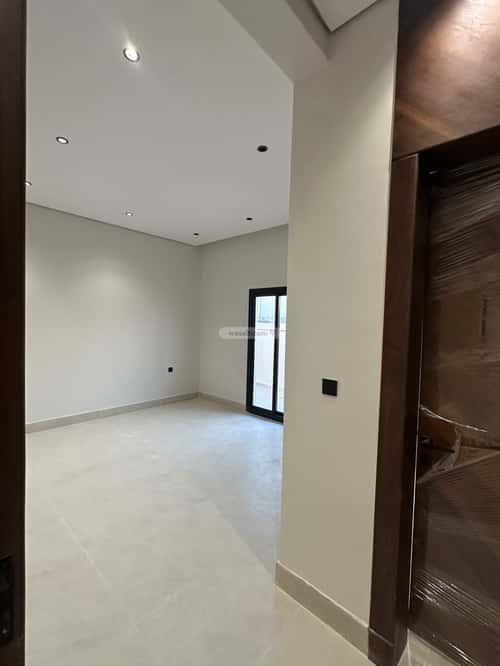 5 bedroom villa in Al Mahdiyyah 1