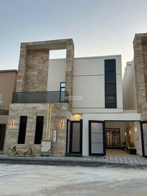5 bedroom villa in Al Mahdiyyah 2