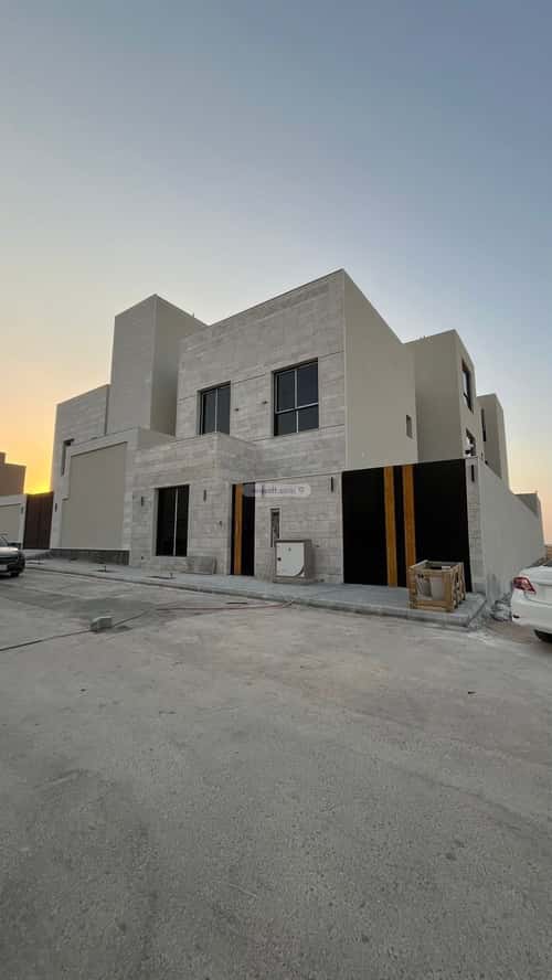 5 bedroom villa in Al Mahdiyyah 2