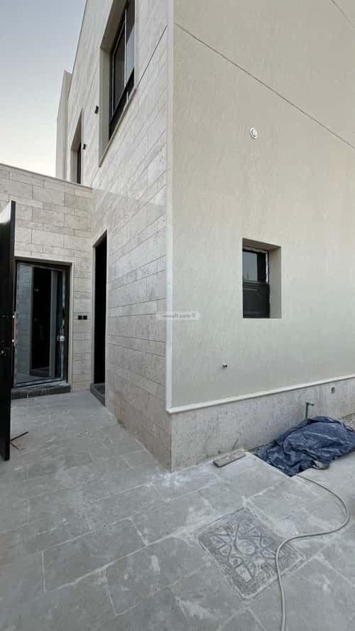 5 bedroom villa in Al Mahdiyyah 5
