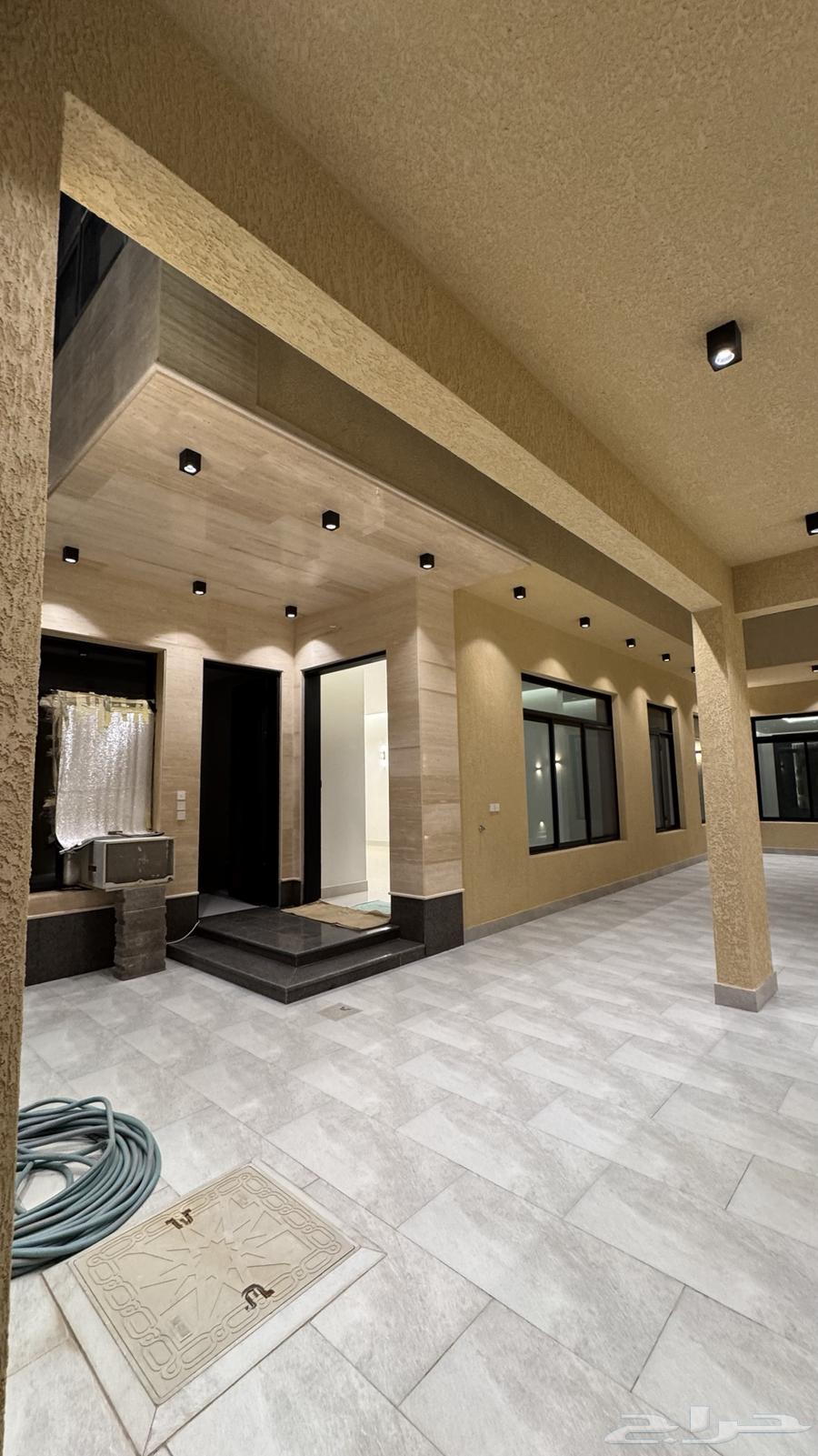 5 bedroom villa in Al Mahdiyyah 3