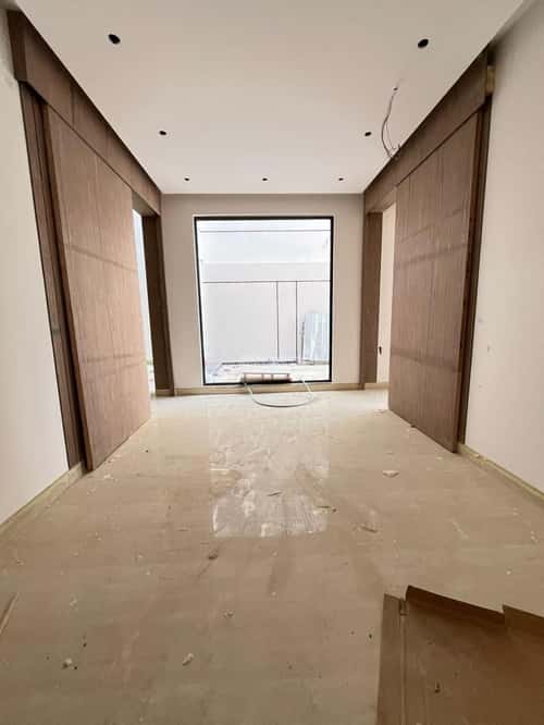 5 bedroom villa in Al Mahdiyyah 2