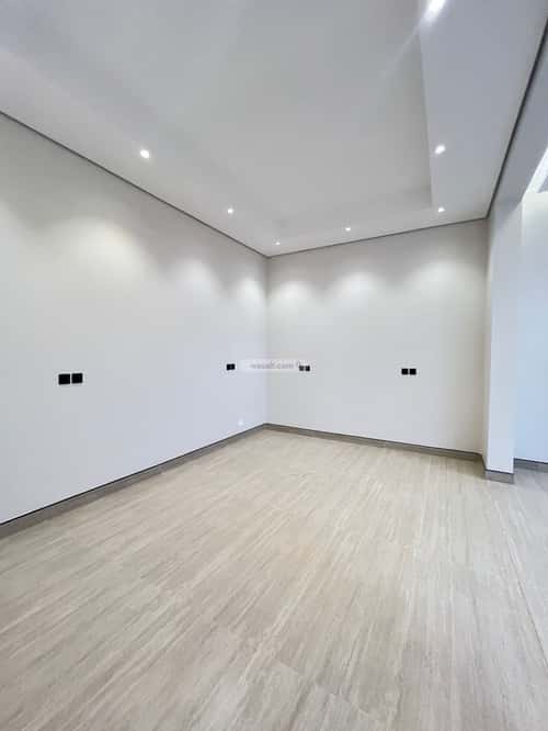 5 bedroom villa in Al Mahdiyyah 3