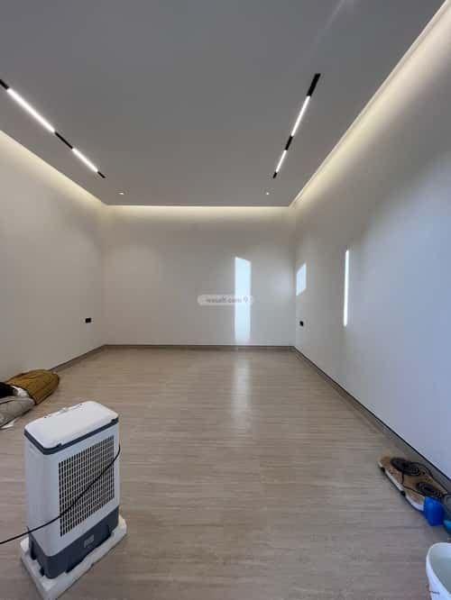 5 bedroom villa in Al Mahdiyyah 4