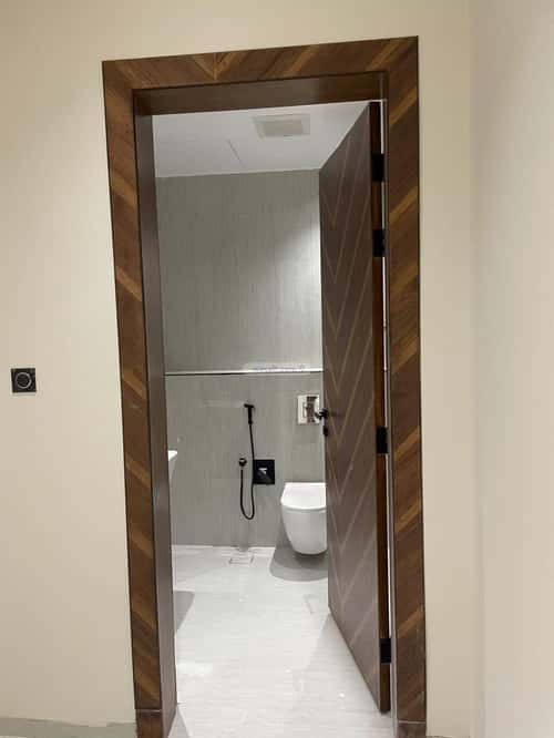 6 bedroom villa in Al Mahdiyyah 2