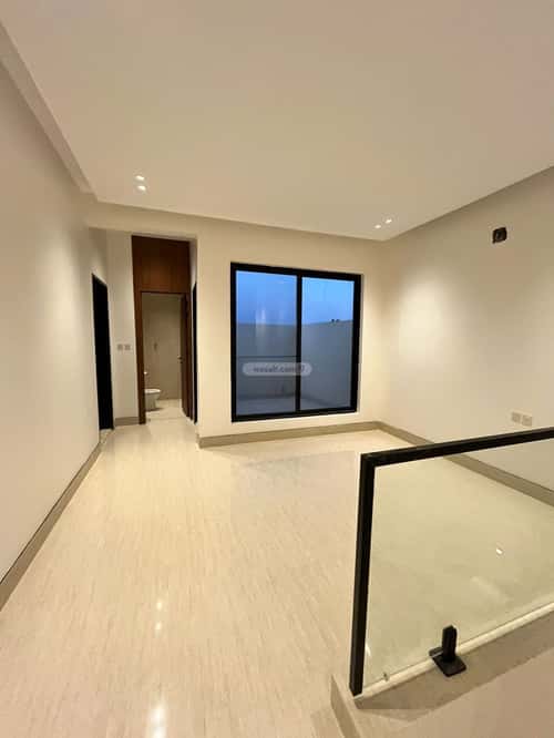 6 bedroom villa in Al Mahdiyyah 3