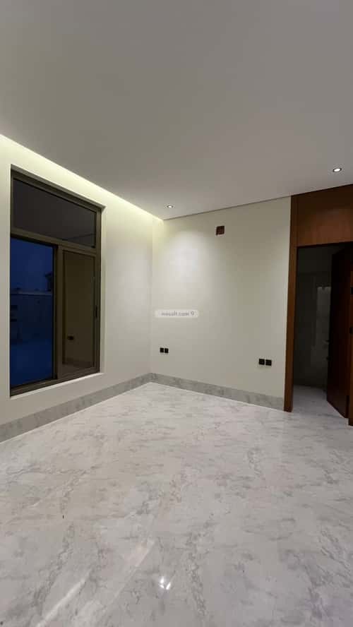 5 bedroom villa in Al Mahdiyyah 4