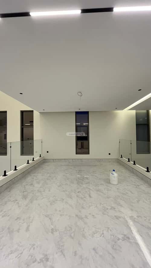 5 bedroom villa in Al Mahdiyyah 4