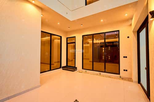 5 bedroom villa in Al Mahdiyyah 4